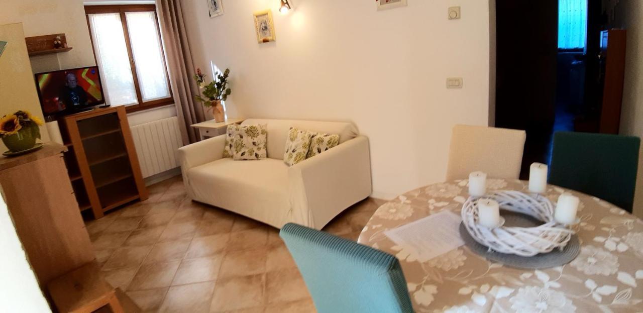 Apartments Demori Galižana Εξωτερικό φωτογραφία
